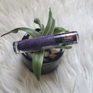 Wet n Wild Megalast Liquid Catsuit Matte Lipstick Deviant Damsel